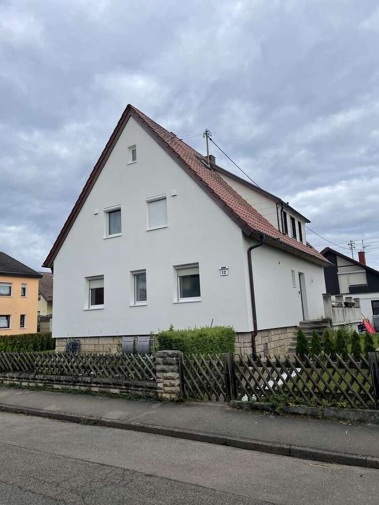 Wohnung zum Mieten in Böblingen 1.050 € 82 m²