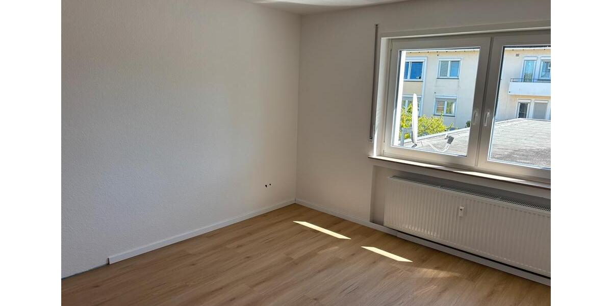 Etagenwohnung Anröchte - 1 Zimmer, 112 m&sup2;, 1.000&euro; | Angebot:26221258