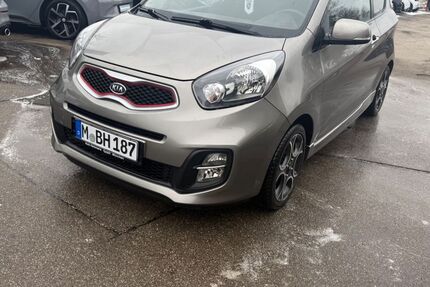 Kia Picanto 95.000 km 6.000 &euro; München 81829