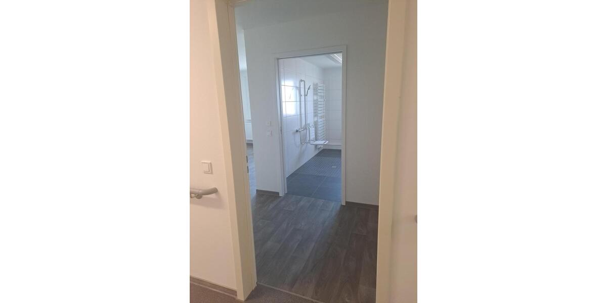 Erdgeschoßwohnung Cottbus Spremberger Vorstadt - 1 Zimmer, 30 m&sup2;, 575&euro; | Angebot:20537091