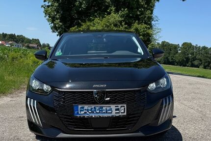 Peugeot 208 4.400 km 20.990 &euro; Großkarolinenfeld 83109
