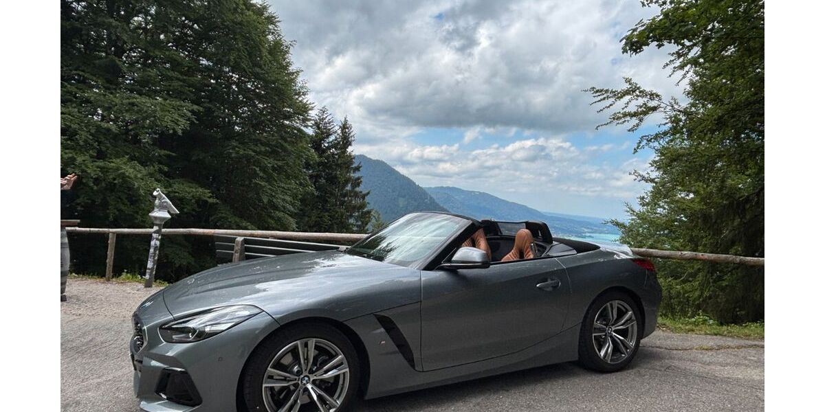 BMW Z4 5.500 km 51.100 &euro; München - Bogenhausen 81929