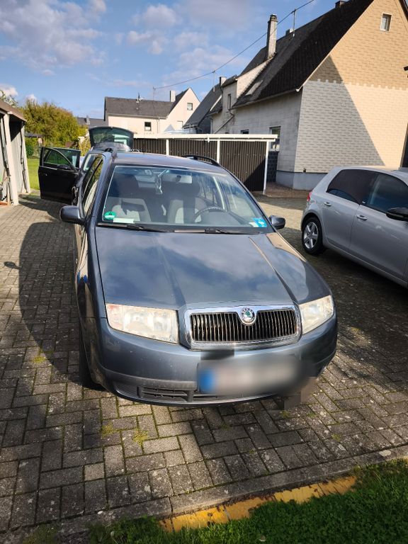 Skoda Fabia 161.000 km 3.299 € Laufersweiler 55487