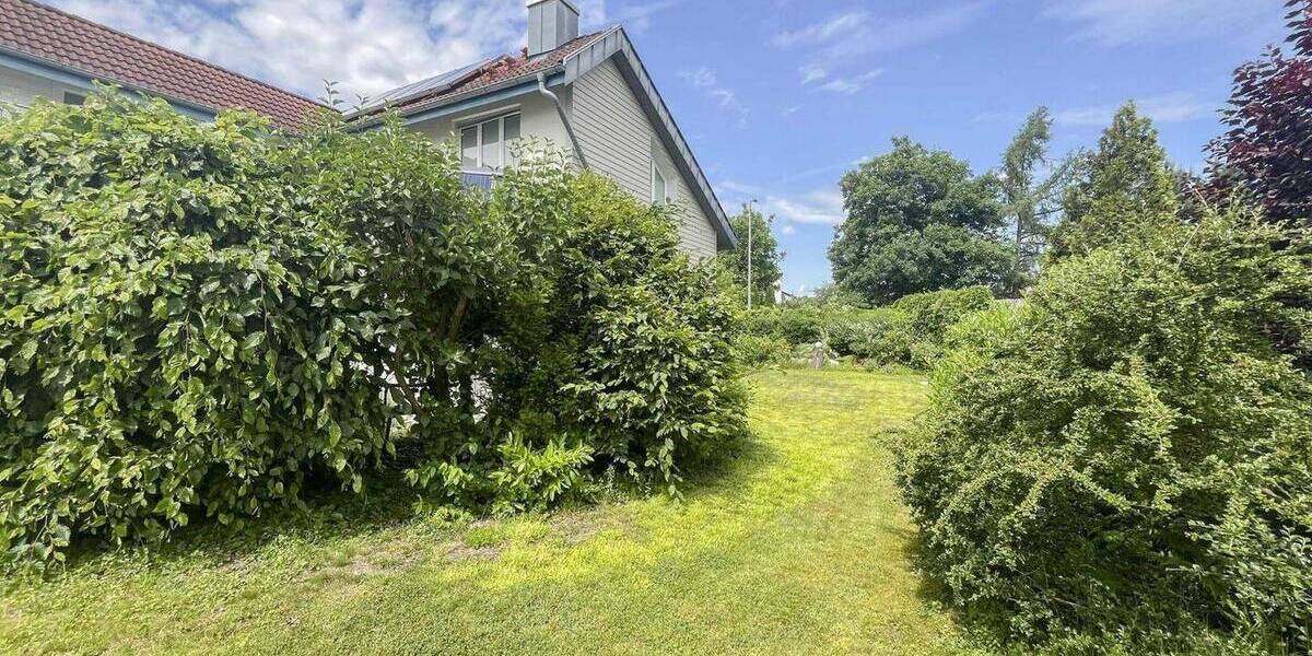 Einfamilienhaus Burghausen - 9 Zimmer, 315 m&sup2;, 720.000&euro; | Angebot:26451459
