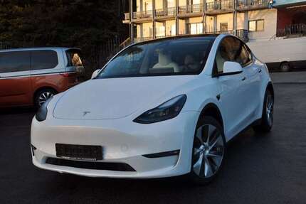 Tesla Model Y 58.483 km 32.500 &euro; Lalling 94551