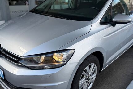 VW Touran 186.528 km 12.999 &euro; München 81549