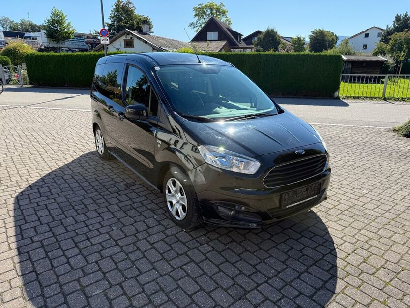 Ford Tourneo Courier 128.152 km 5.999 € Rosenheim 83026