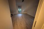Etagenwohnung Schenefeld - 5 Zimmer, 150 m&sup2;, 2.250&euro; | Angebot:25590013