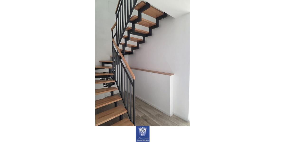 Maisonettenwohnung Weinböhla - 4 Zimmer, 113 m&sup2;, 1.245&euro; | Angebot:24378540