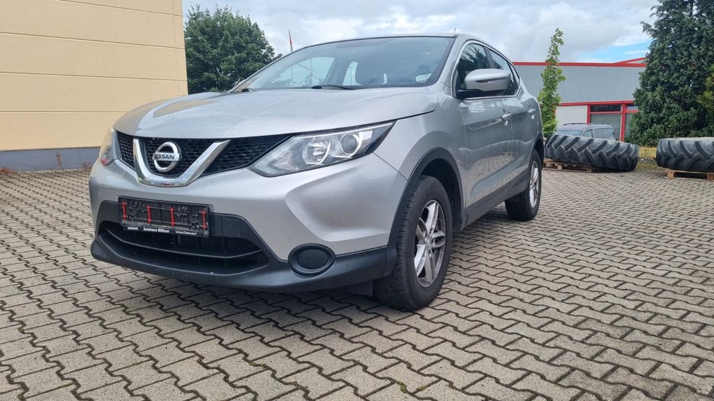 Nissan Qashqai 99.530 km 6.999 &euro; Tanna 07922
