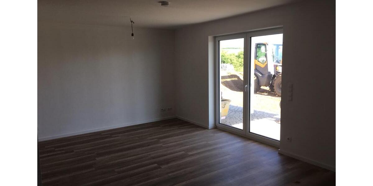 Erdgeschoßwohnung Hünfeld - 4 Zimmer, 99 m&sup2;, 890&euro; | Angebot:26325850