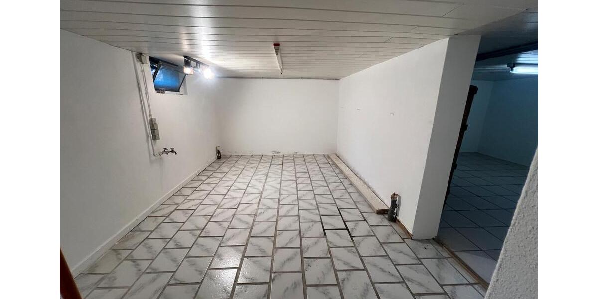 Etagenwohnung Andernach - 3 Zimmer, 100 m&sup2;, 1.400&euro; | Angebot:26328783