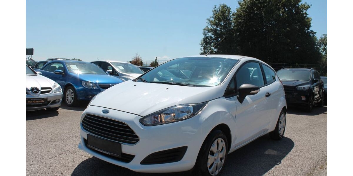 Ford Fiesta 215.900 km 1.990 &euro; Holzkirchen bei München 83607