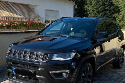 Jeep Compass 85.887 km 16.900 &euro; Weimar 99423