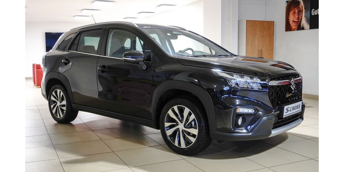 Suzuki (SX4) S-Cross 6.387 km 25.980 &euro; Neumünster 24536