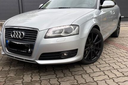 Audi A3 200.335 km 5.499 &euro; Berlin 10245