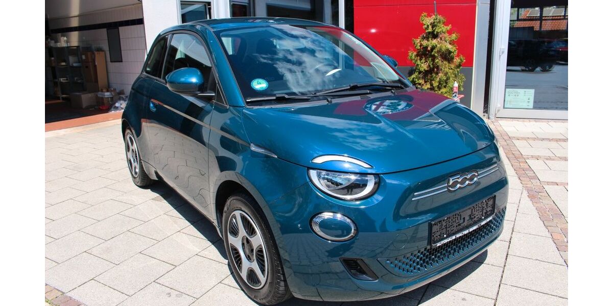Fiat 500e 10.000 km 13.900 &euro; Weilheim 82362