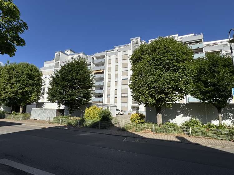 Wohnung zum Kaufen in Brühl 210.000 € 81 m² 3 zimmer