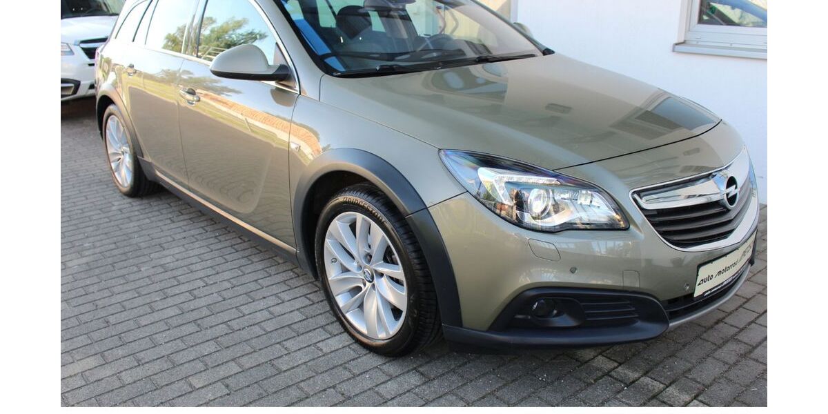 Opel Insignia 122.408 km 11.990 &euro; Radebeul-Dresden 01445