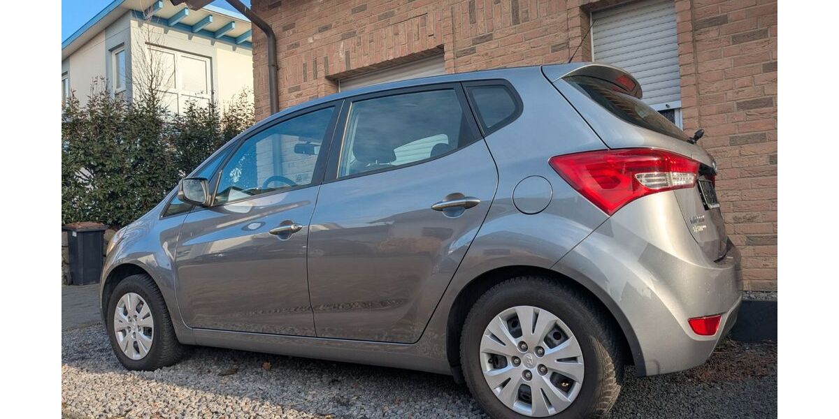 Hyundai ix20 98.800 km 5.999 &euro; Andernach 56626