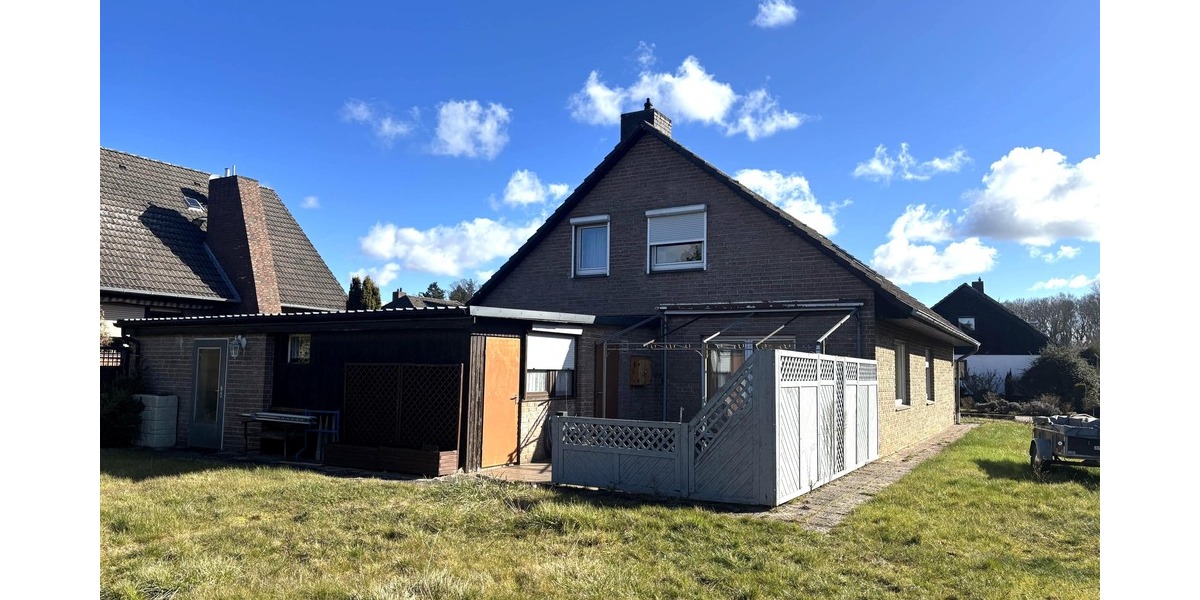 Einfamilienhaus Lüchow - 8 Zimmer, 180 m&sup2;, 239.000&euro; | Angebot:25797939