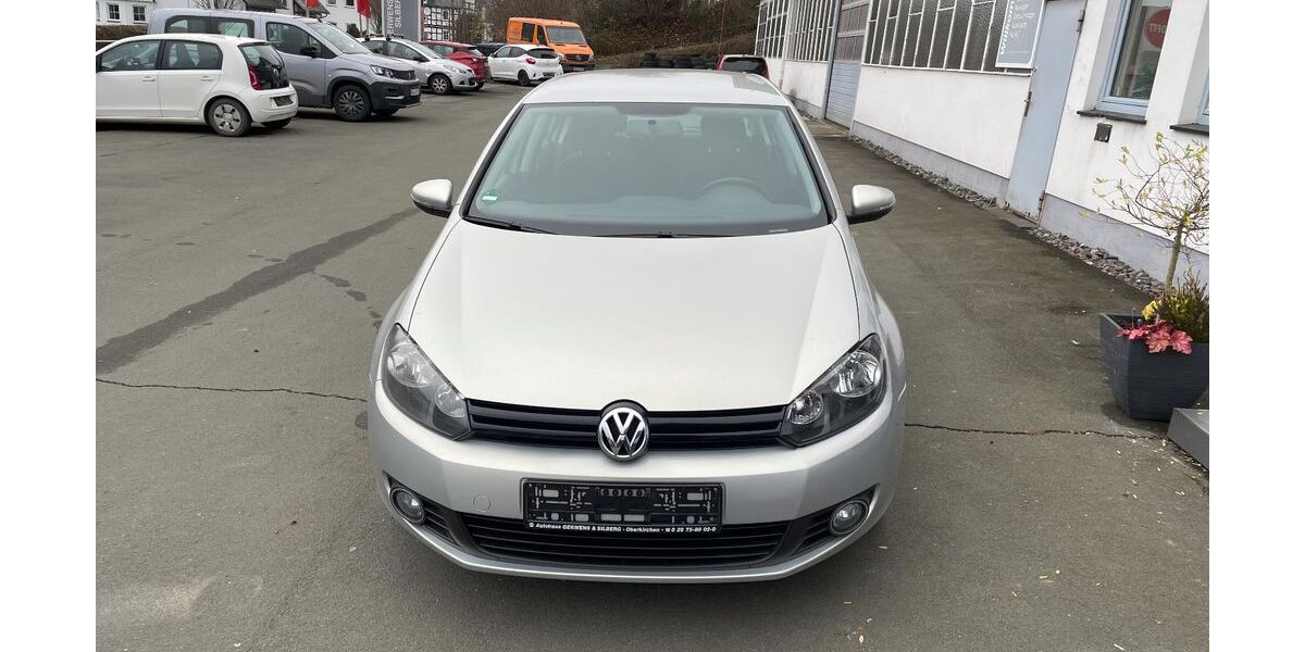 VW Golf 156.517 km 5.950 &euro; Schmallenberg 57392
