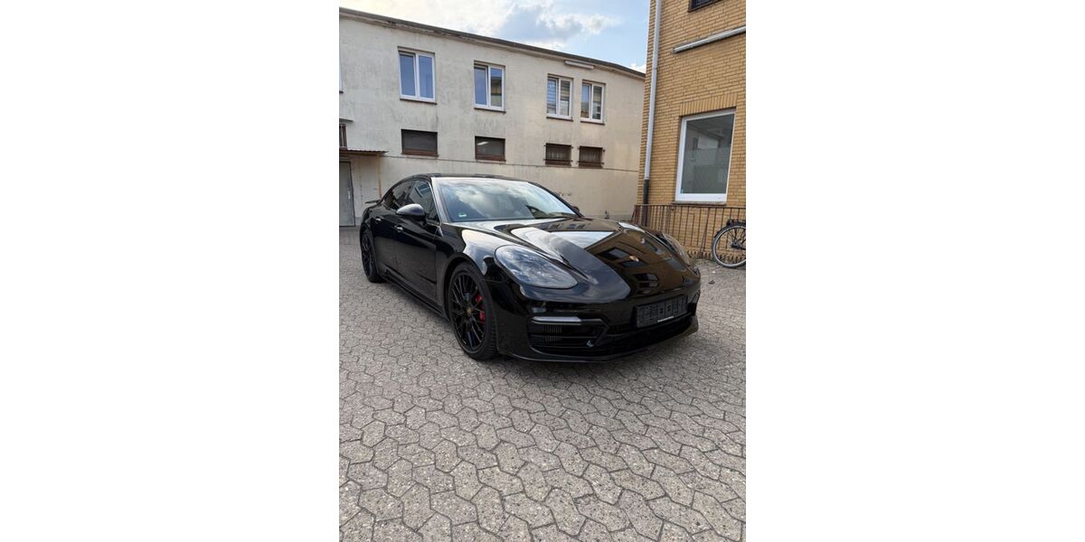 Porsche Panamera 80.000 km 71.000 &euro; Hamburg 22305