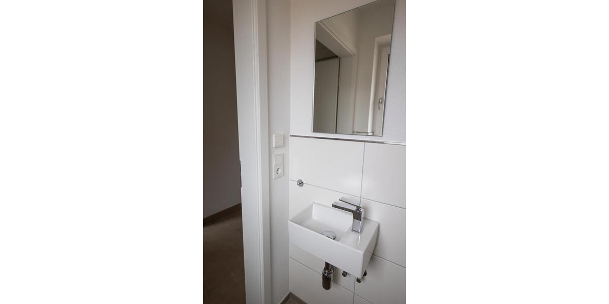 Reihenhaus Edewecht - 6 Zimmer, 122 m&sup2;, 1.710&euro; | Angebot:24992121