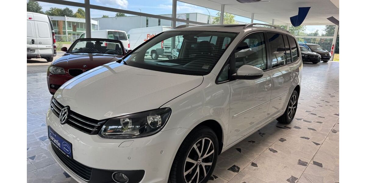 VW Touran 155.000 km 9.800 &euro; Freren 49832