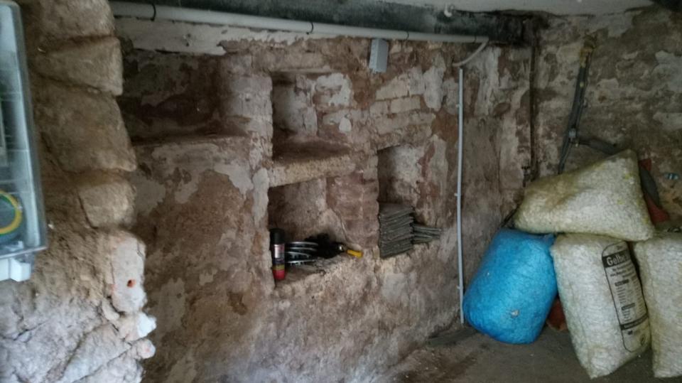 Einfamilienhaus Treffurt - 2 Zimmer, 80 m&sup2;, 32.000&euro; | Angebot:25751324