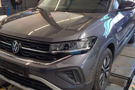 VW T-Cross 7.425 km 27.930 &euro; Bruckmühl 83052