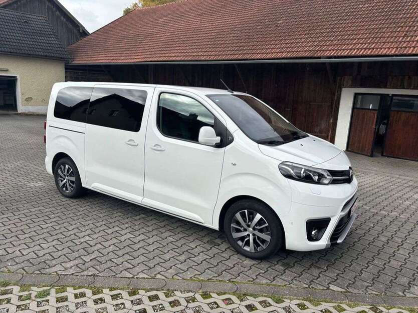 Toyota Proace 80.223 km 30.800 € Kirchroth 94356