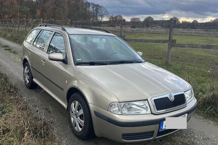 Skoda Octavia 224.500 km 1.800 &euro; Offenbach 63075