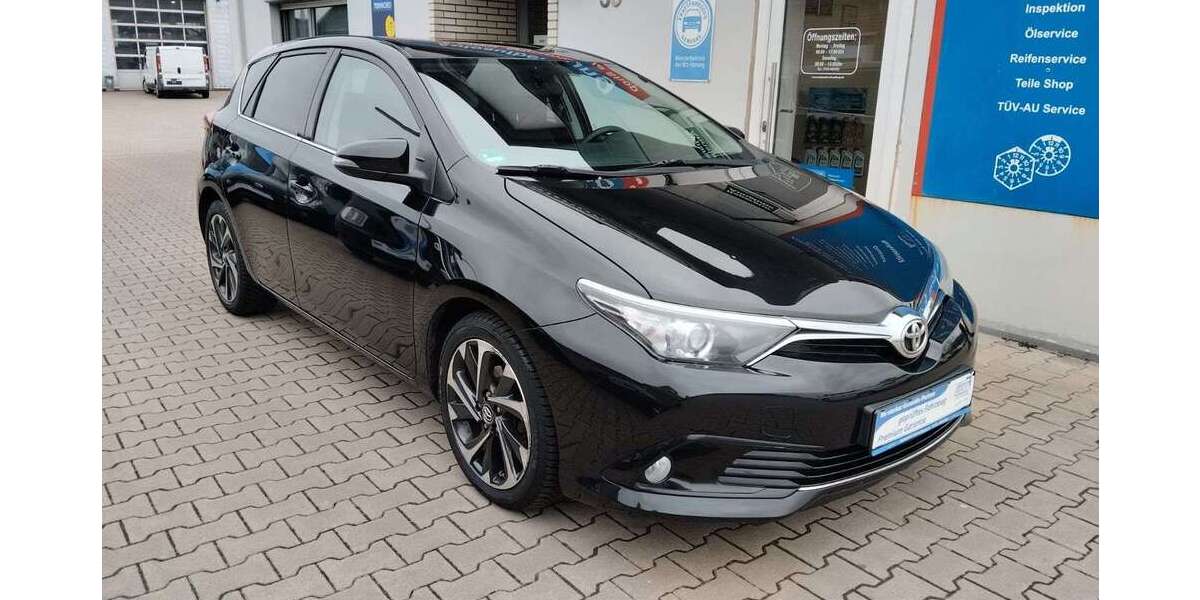 Toyota Auris 192.012 km 7.999 &euro; Jade 26349