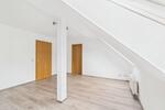 Dachgeschoßwohnung Auerbach/Vogtland Vogtland - 4 Zimmer, 77 m&sup2;, 499&euro; | Angebot:25263482