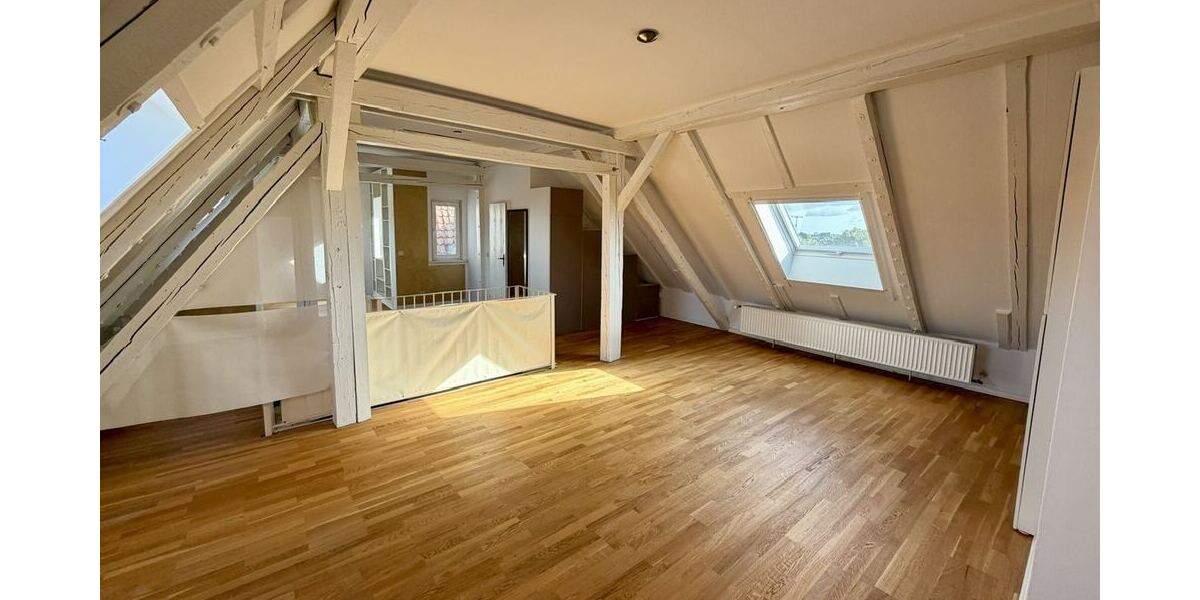Über den Dächern der Stadt! - Dachgeschoßwohnung Hildesheim Ost | Angebot:27333696