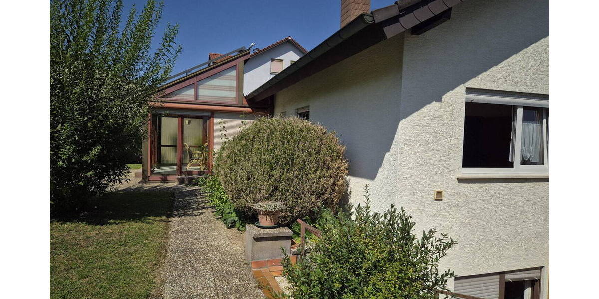 Einfamilienhaus Sinsheim / Steinsfurt Steinsfurt - 8 Zimmer, 185 m&sup2;, 499.999&euro; | Angebot:26684191