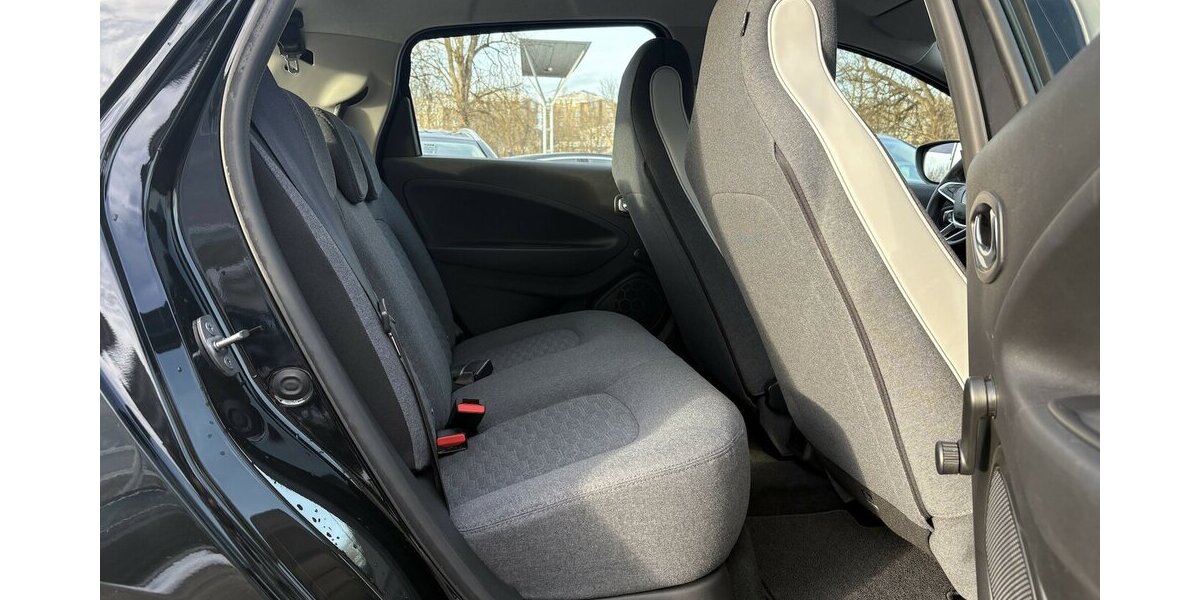 Renault ZOE Evolution R135 EV50 NAVI/KAMERA/SHZ/DAB/LED 35.270 km 15.900 &euro; Villingen-Schwenningen 78054