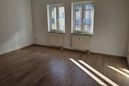 Gemütliche Wohnung ... Bad mit Wanne ... separate Küche!