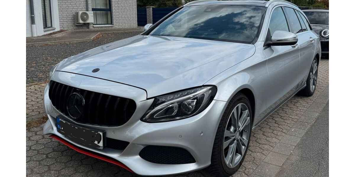 Mercedes-Benz 300 117.000 km 14.700 &euro; Kreuzau 52372