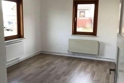 5 Zimmer Erdgeschoss Wohnung im Grünen zimmer