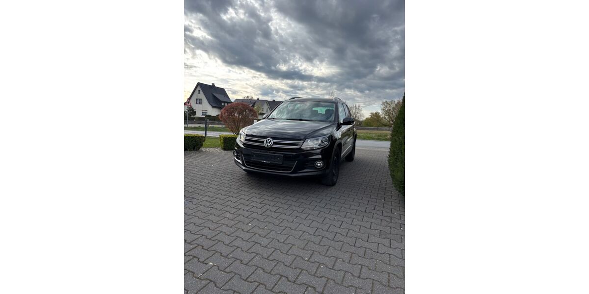 VW Tiguan 174.000 km 7.900 &euro; Halle Westfalen 33790