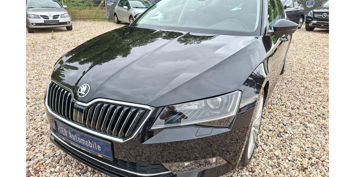 Skoda Superb 156.000 km 15.888 &euro; Bitterfeld-Wolfen OT Wolfen 06766