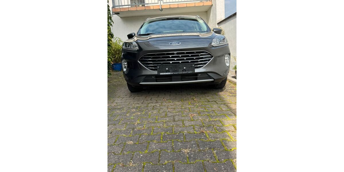 Ford Kuga 38.500 km 22.000 &euro; Bürstadt 68642