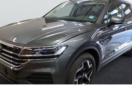 VW Touareg 27.240 km 50.920 &euro; Halle (Saale) 06110