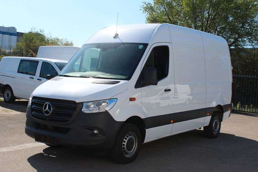 Mercedes-Benz Sprinter 90.000 km 28.500 € Gernsheim 64579