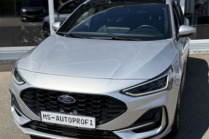Ford Focus 12.100 km 23.890 &euro; Trossingen 78647