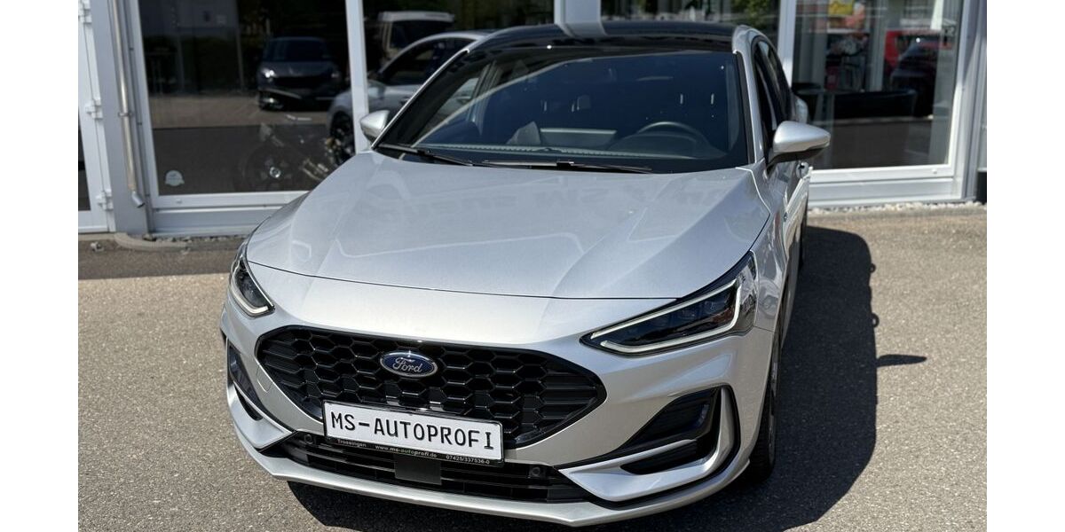 Ford Focus 12.100 km 23.890 &euro; Trossingen 78647