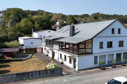 Haus Engelskirchen - 9 Zimmer, 272 m&sup2;, 520.000&euro; | Angebot:26320746