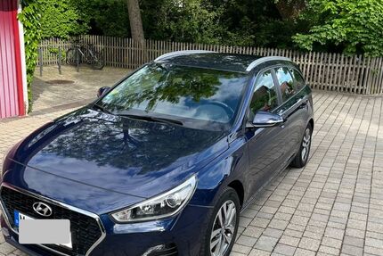 Hyundai i30 65.300 km 11.500 &euro; Gilching 82205